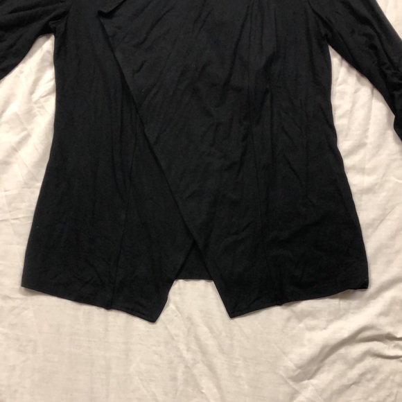 Chelsea & Theodore Roll Tab Women’s Cardigan/ Size: L/ Color: Black/ NWT - Picture 5 of 10